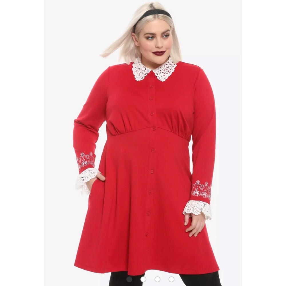 Hot Topic Sabrina Spellman Red Lace Collar Button Front Dress 2X New
